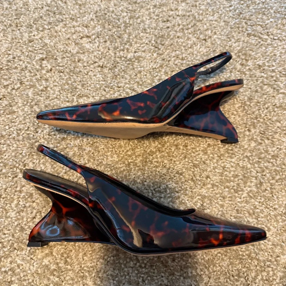 Reformation weston wedge